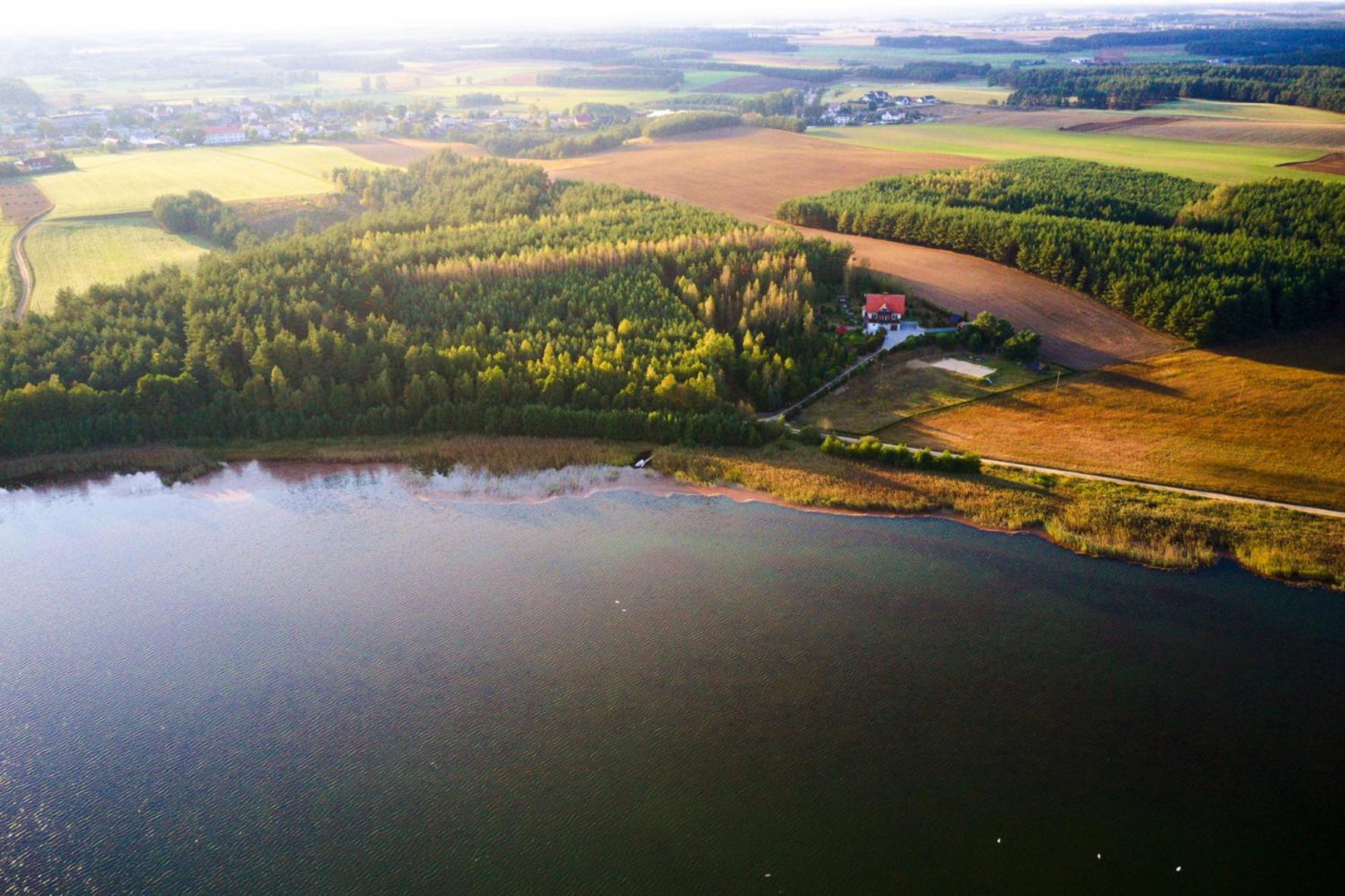 Dom na wzgórzu z widokiem na jezioro Lipnica (Bytow) Exterior foto