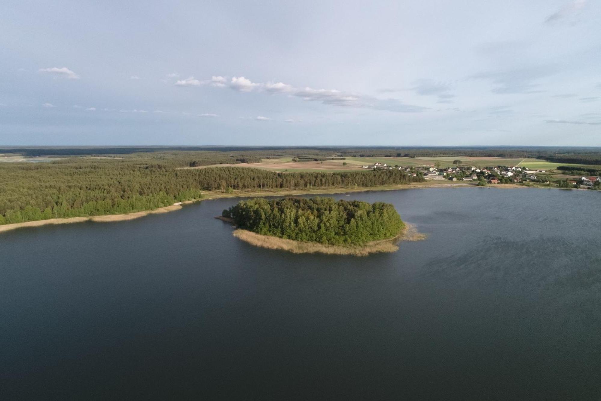 Dom na wzgórzu z widokiem na jezioro Lipnica (Bytow) Exterior foto